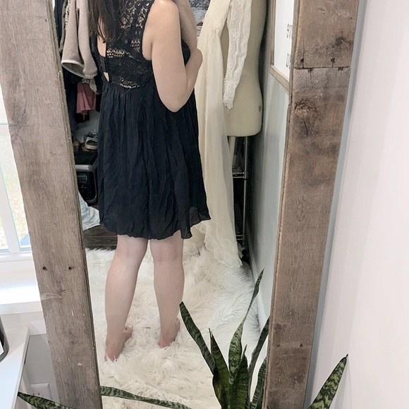 Black dress size small/medium - Picture 4 of 9